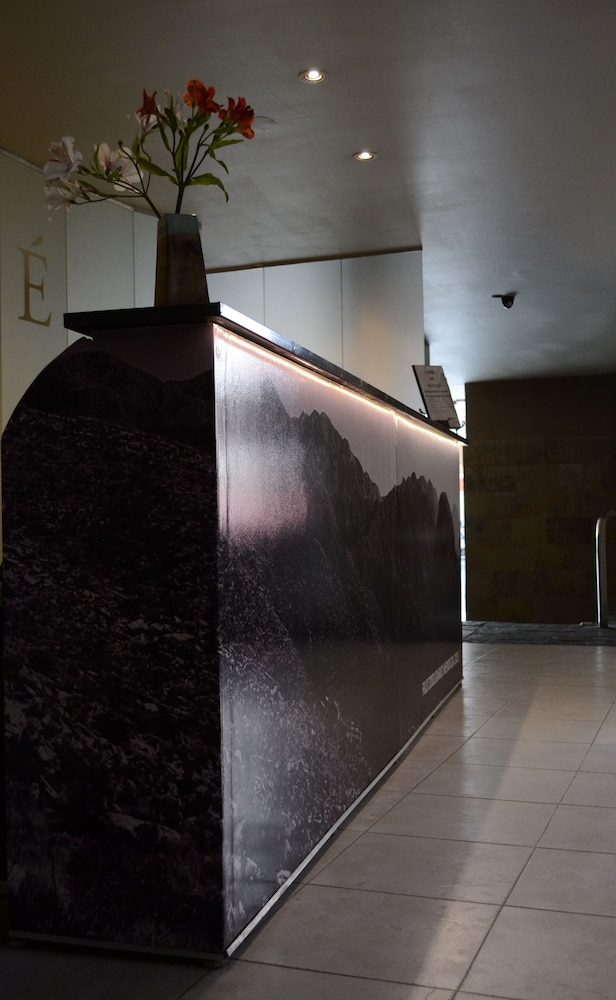 Maue Apart Hotel 4/36
