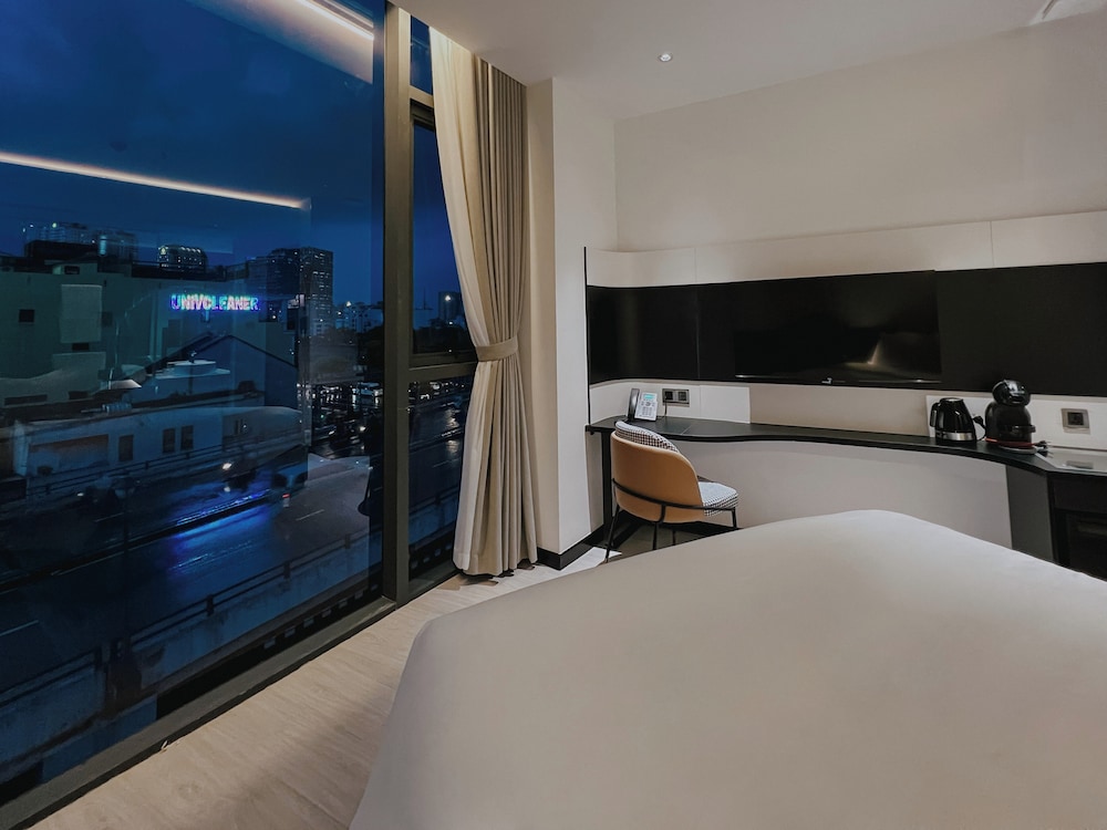 The Concept Hotel HCMC - District 1 7/25