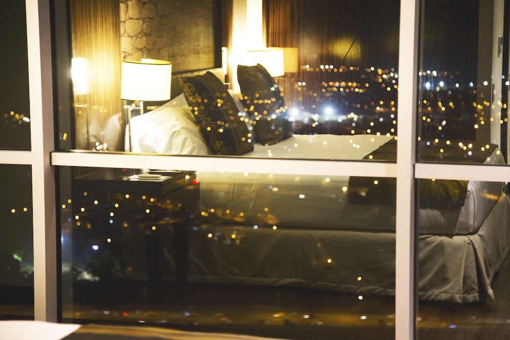Holiday Inn Bucaramanga Cacique 34/74