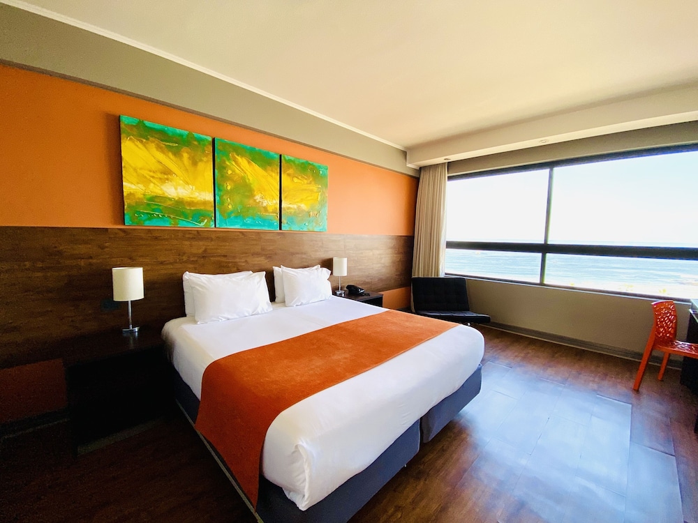 Hotel Spark Suites Iquique 37/66