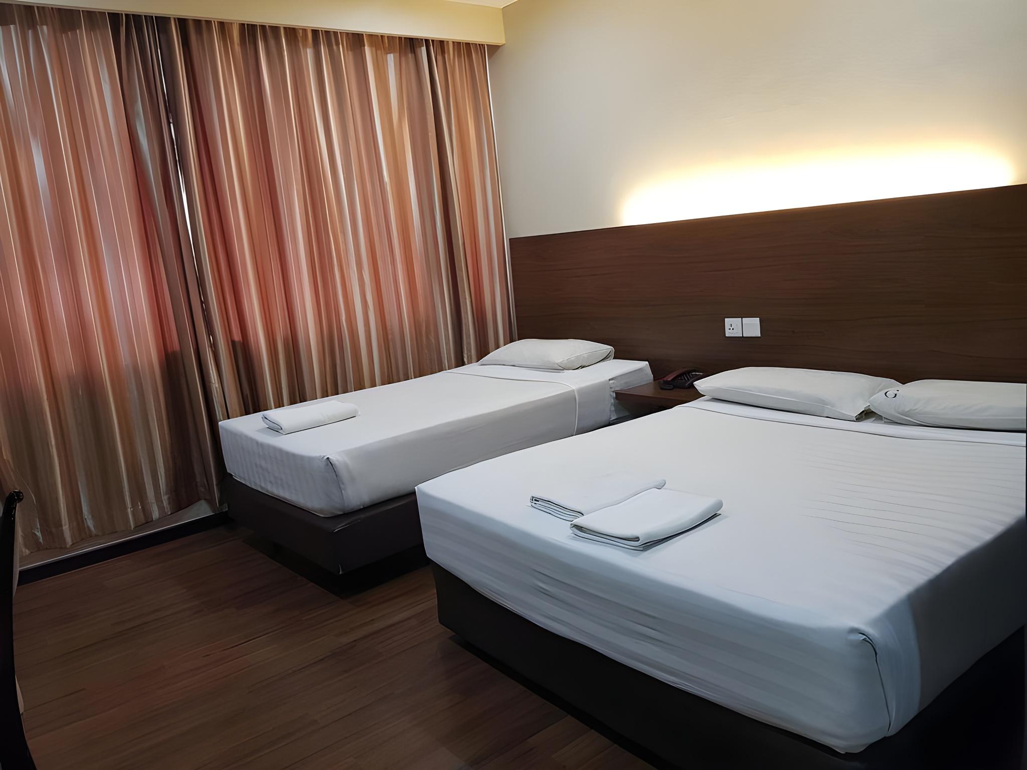 Standard, Triple, Single Bed