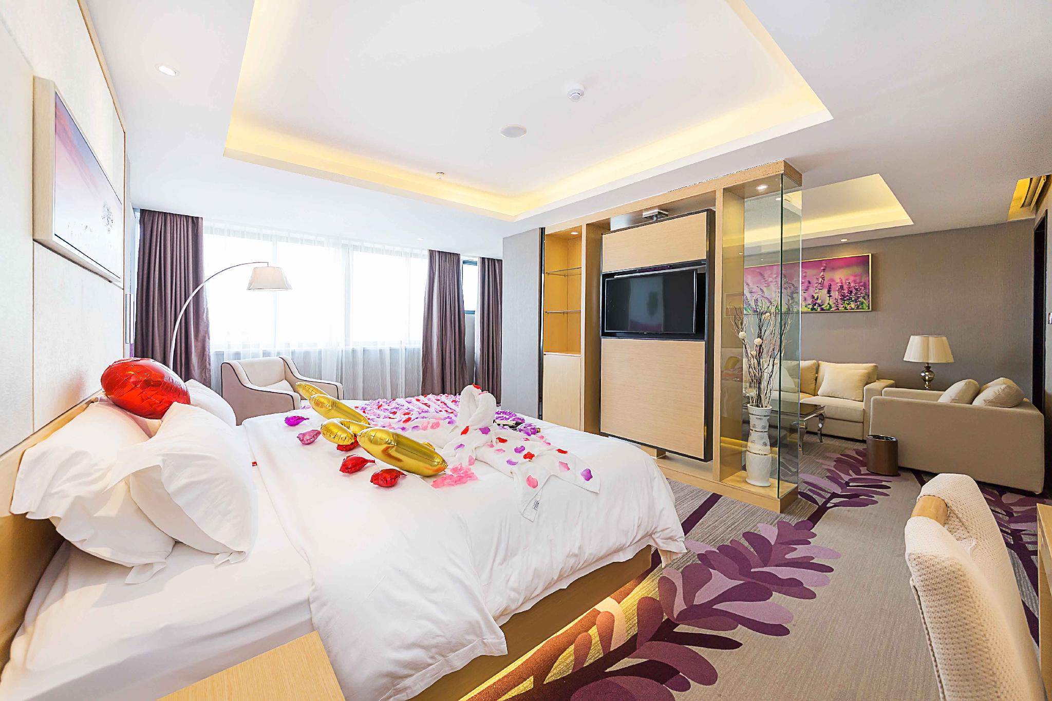 Lavande Hotels (Weihai Weigao Square) 14/28