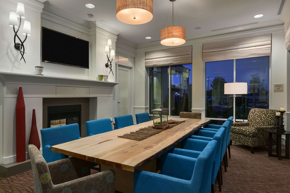 HILTON GARDEN INN SALT LAKE CITY AIRPORT 69/77