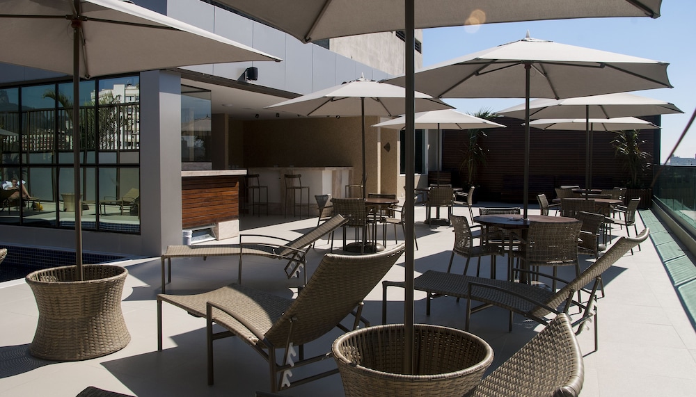 Americas Granada Hotel 56/66