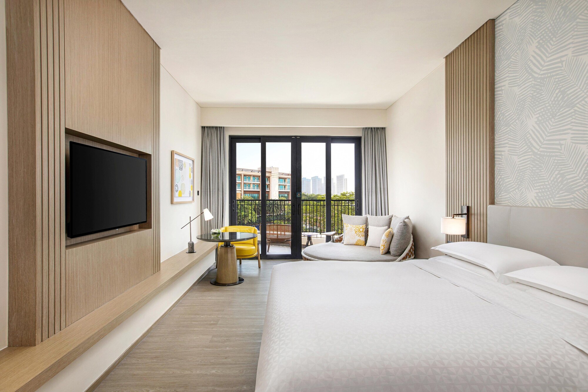 Deluxe, King Bed, Balcony