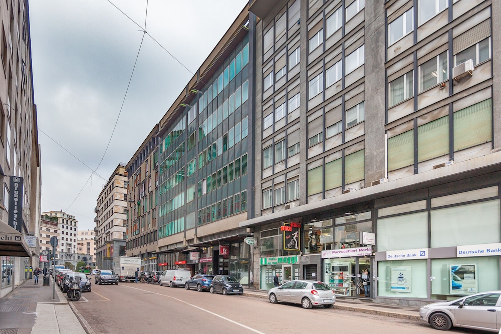 easyhomes - City Centre Suites 43/50
