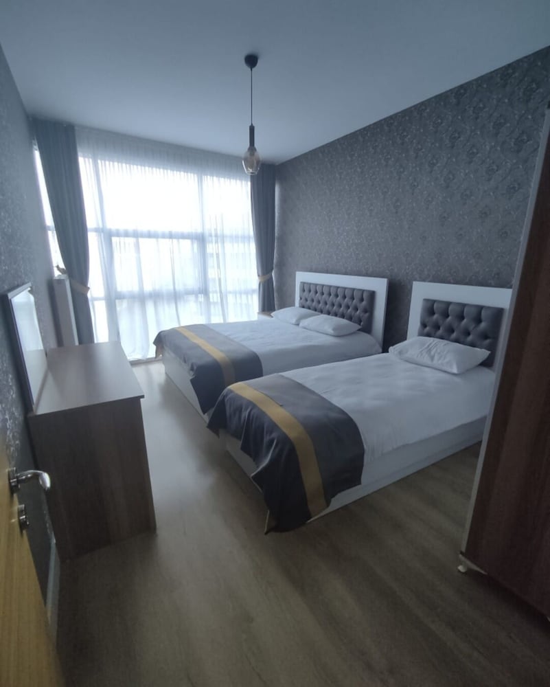 EKINCI RESIDENCE 11/47