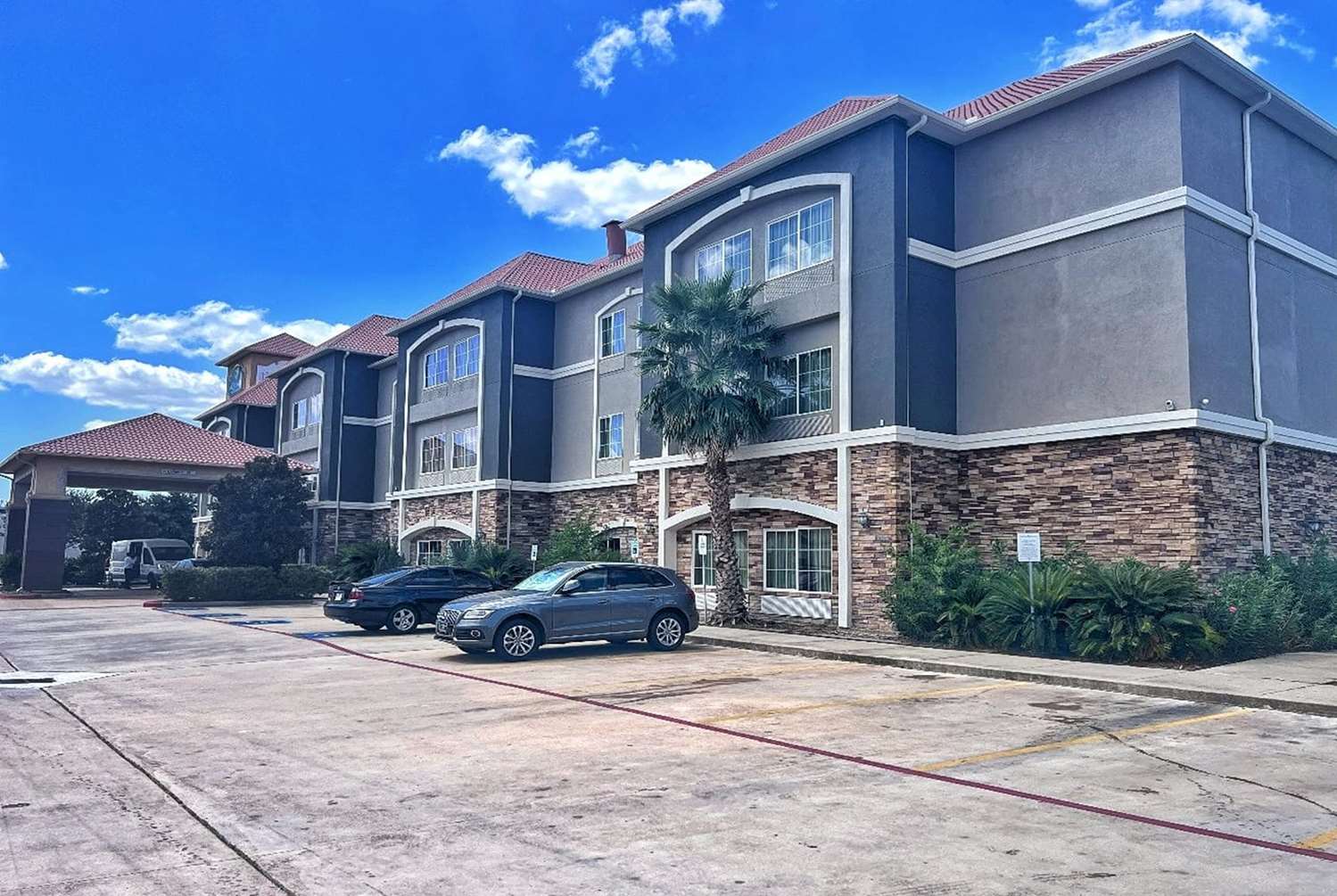 La Quinta Inn & Suites by Wyndham Houston Energy Corridor 55/61