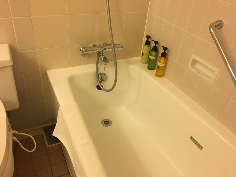 Jr Hotel Clement Tokushima 48/50