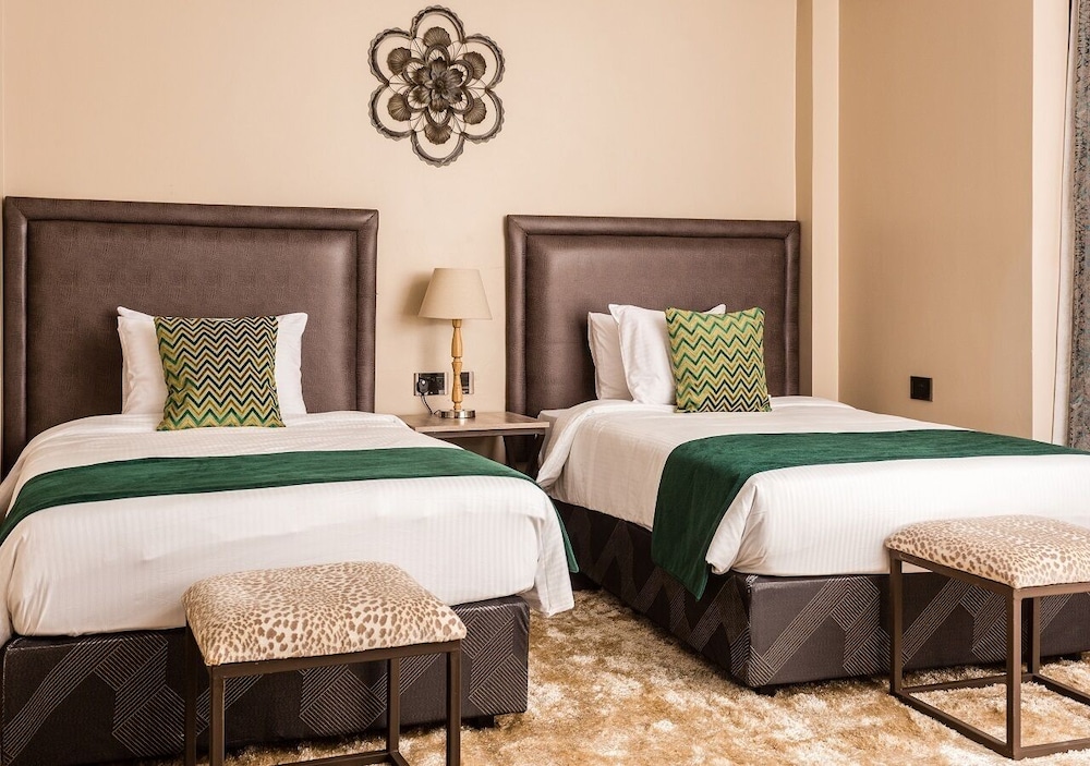Fair Acres Boutique Hotel 18/71