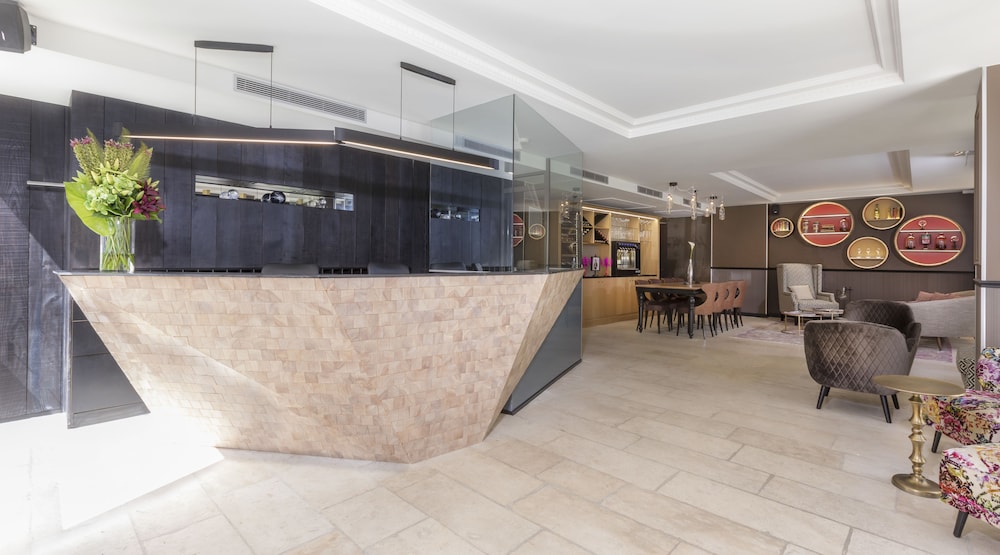 Hotel du Cadran 6/67