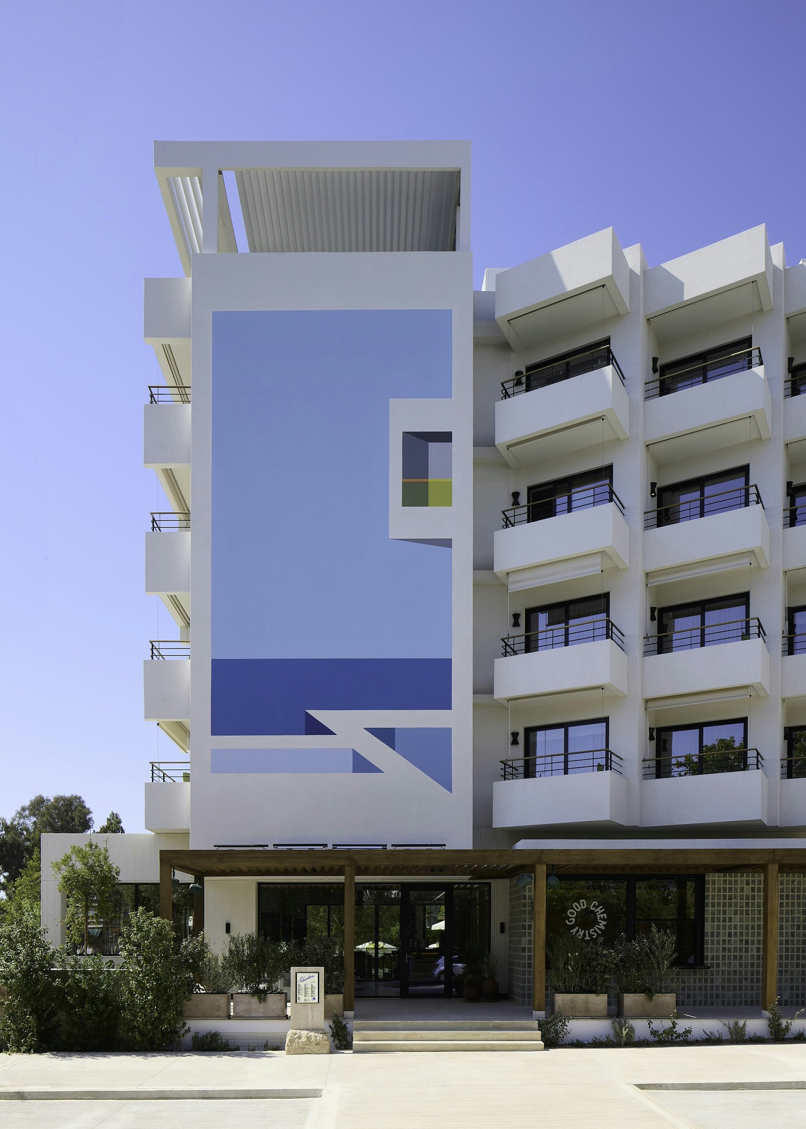 FENIX HOTEL 4/44