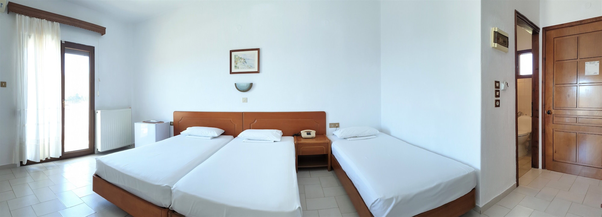 ROOM, TRIPLE