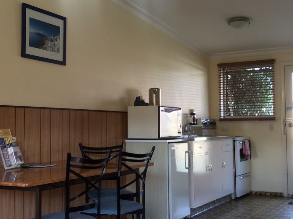 AAA Marlin Motel 45/50