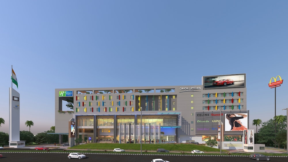 Holiday Inn Express And Suites Bengaluru Old Madras Road 1/59