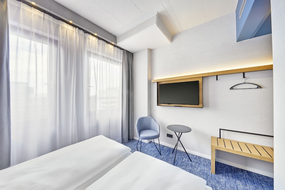 H2 Hotel Dusseldorf Seestern 6/30