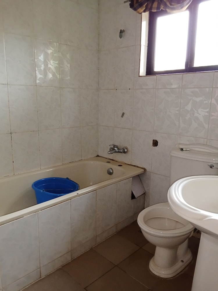 Dreamland Suites 44/45
