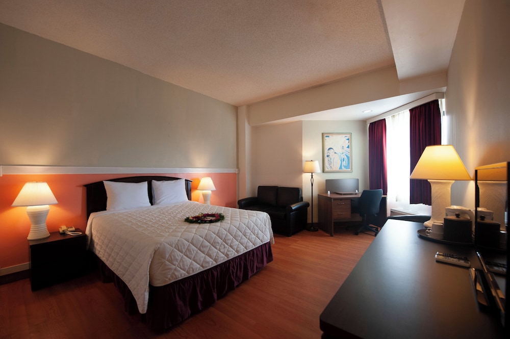 Grand Plaza Hotel 25/55