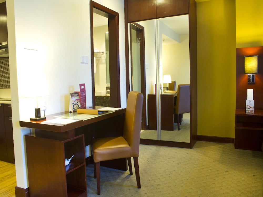 Ming Garden Hotel And Residences 55/69