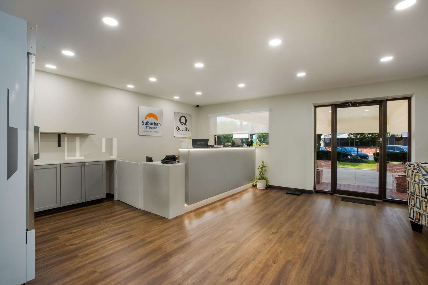 Quality Inn & Suites Millville 6/26