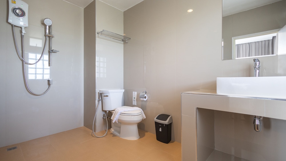 B2 Phitsanulok Premier Hotel 47/47