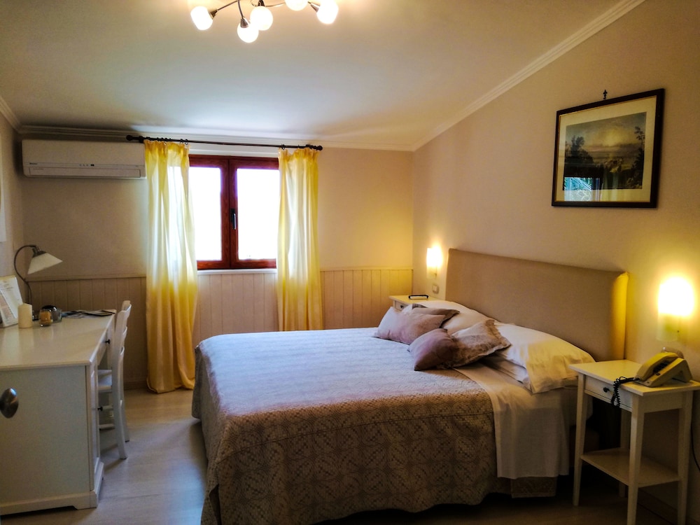 Villa Fiorita 8/53