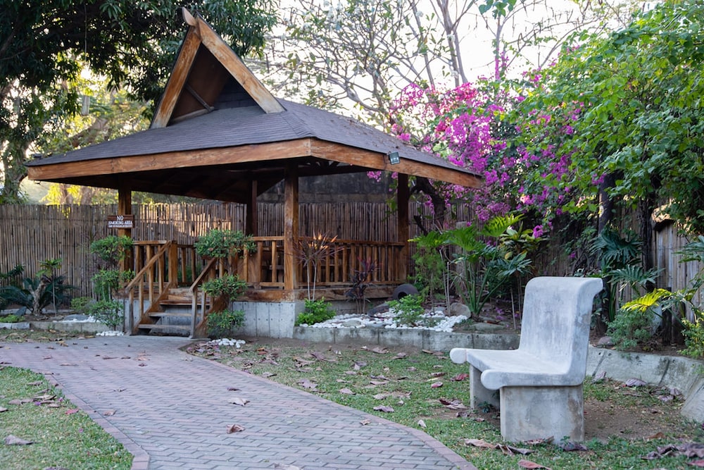 Matabungkay Beach Resort Hotel 6/65