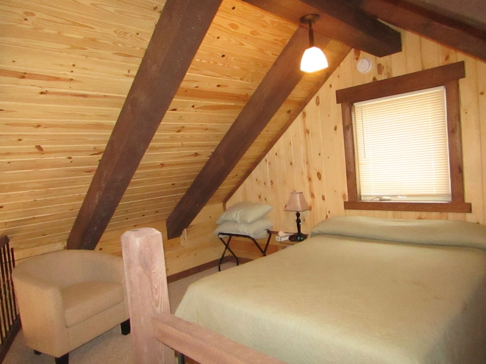 Freedom Ridge Cabins 10/54