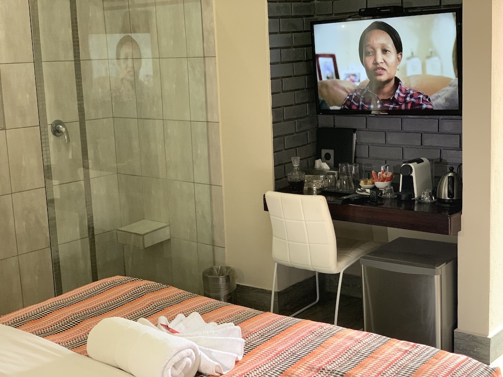 Ecolux Boutique Hotel 37/50