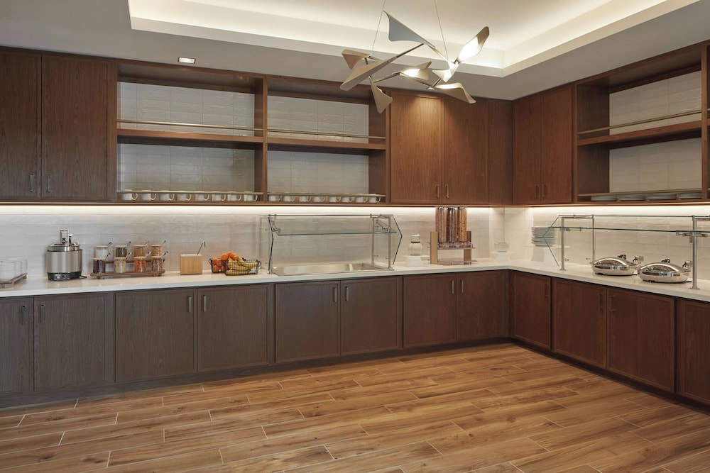 Residence Inn by Marriott Reston 23/37