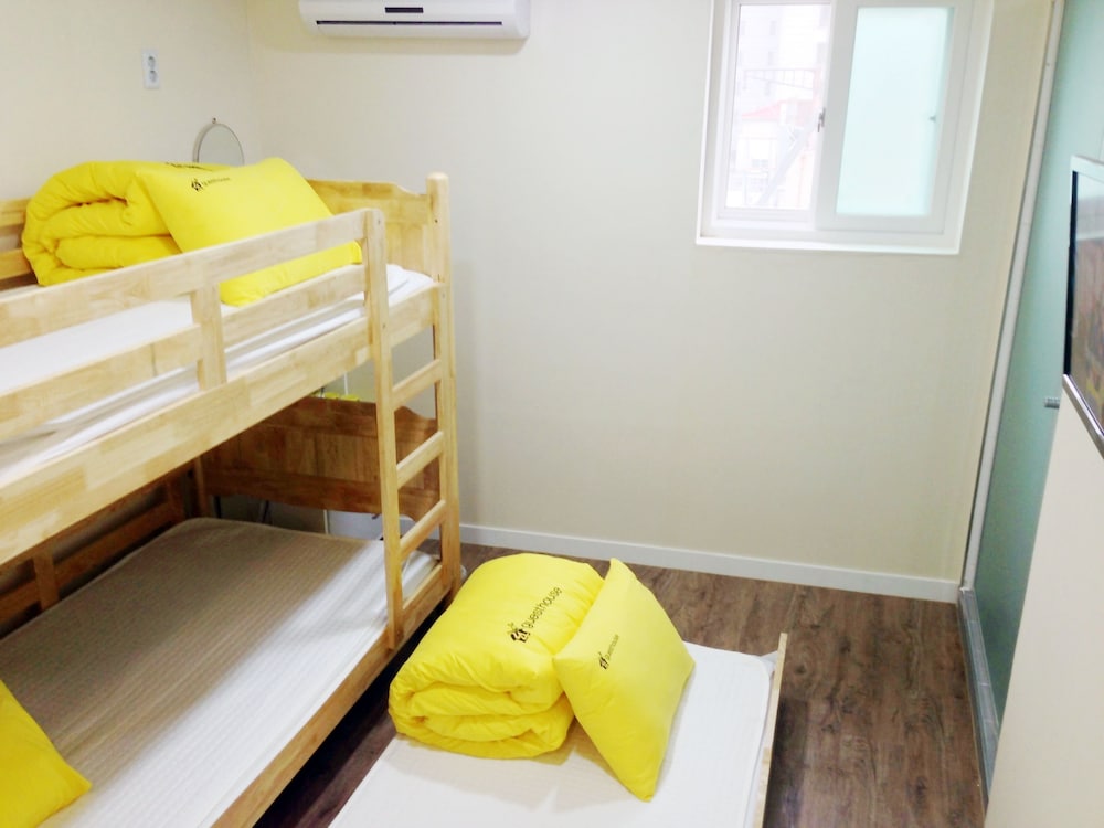 24 Guesthouse Myeongdong Avenue 21/33