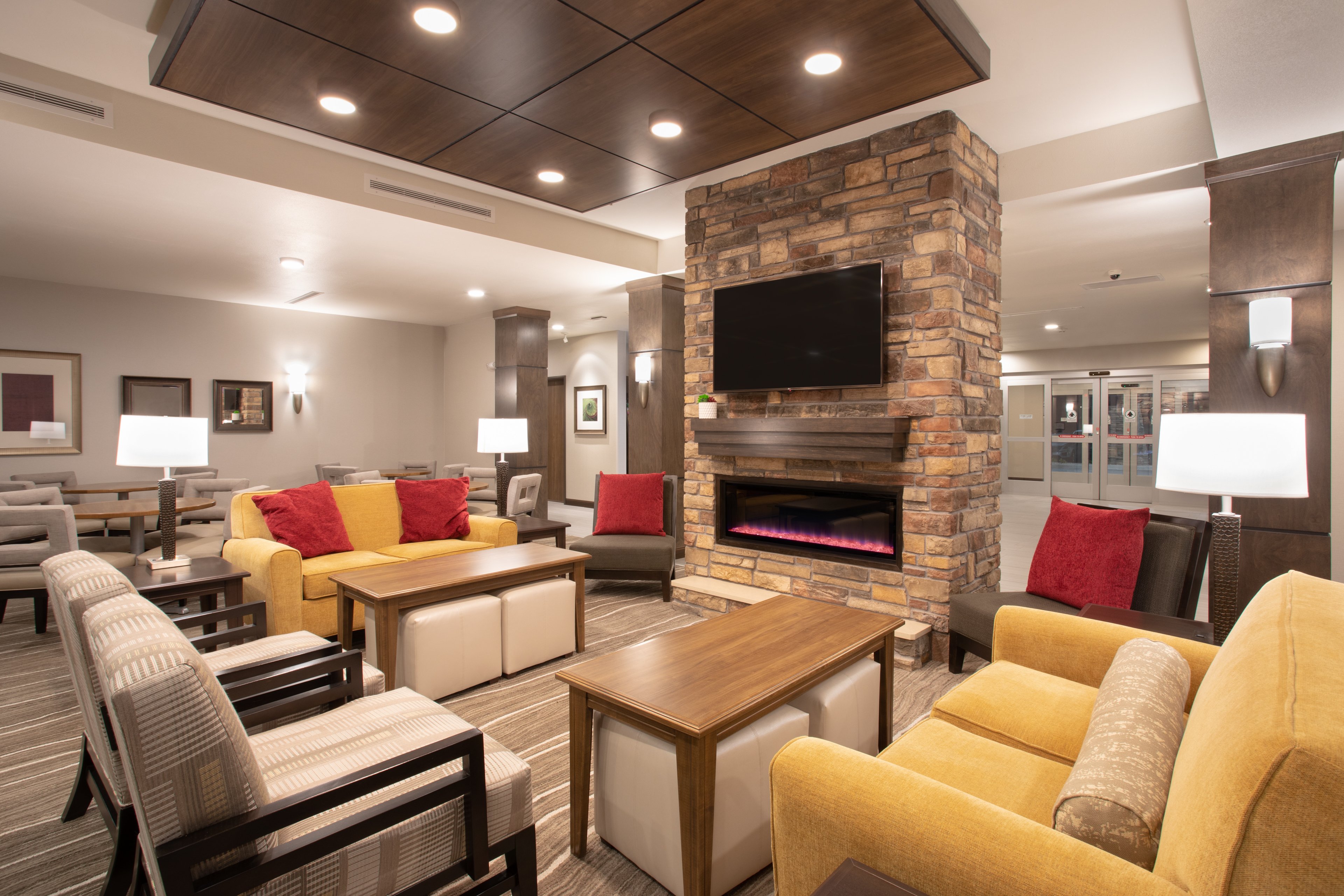 STAYBRIDGE SUITES RAPID CITY RUSHMORE 34/58
