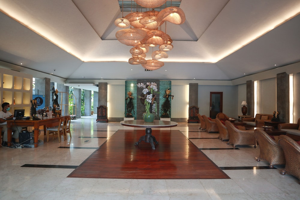 The Cakra Hotel 25/42