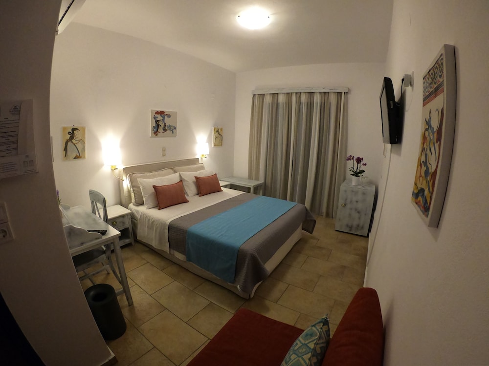 Mathios Village 18/74