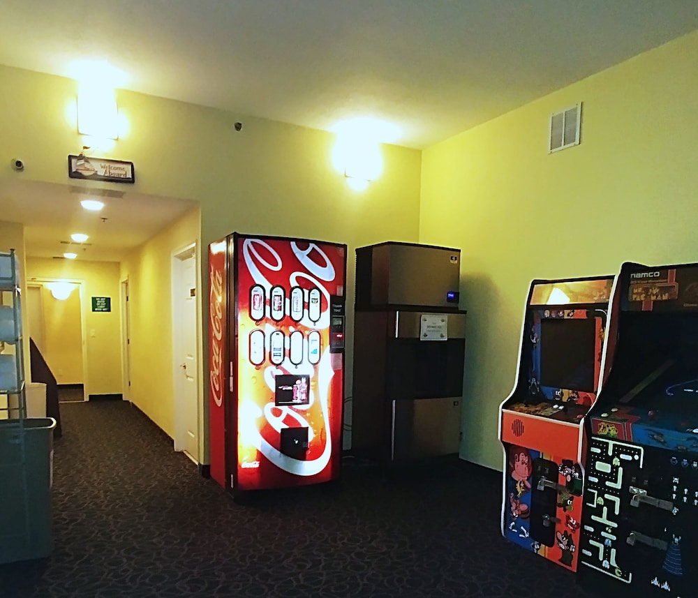 Emerald Shores Resort 47/79