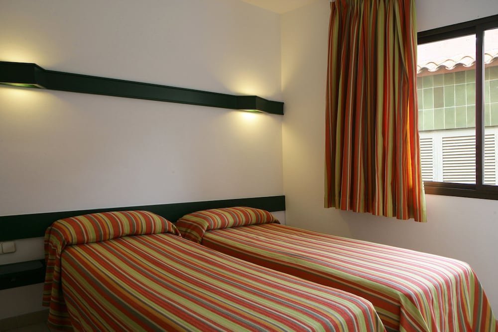 1 Bedroom, Family, Apartment, 3 Beds, City View