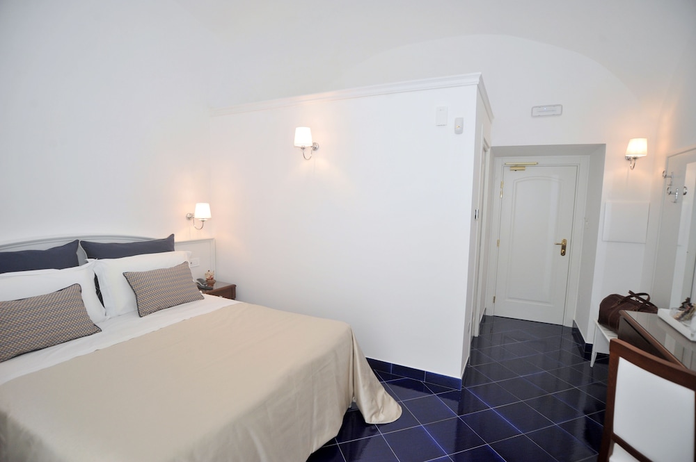 Core Amalfitano City Suites 3/39