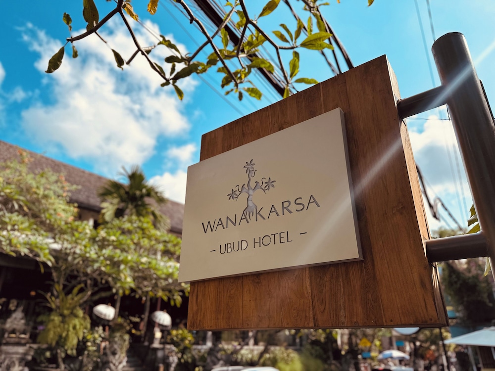 Wana Karsa Ubud Hotel 3/47