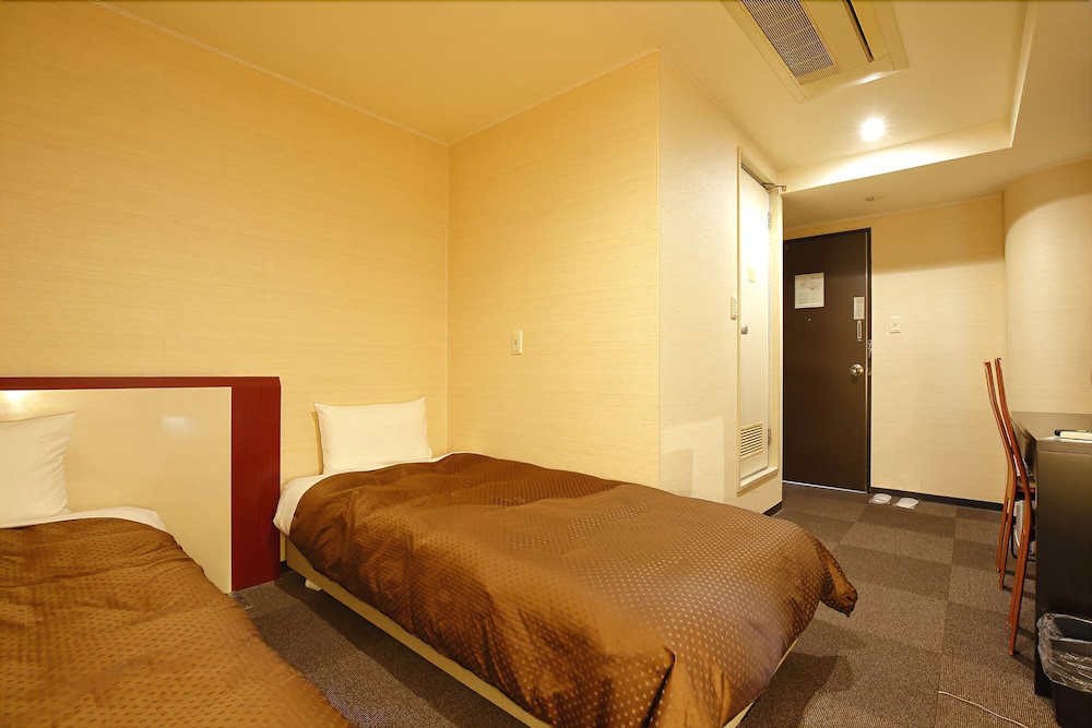 Grampus Inn Osaka 22/50