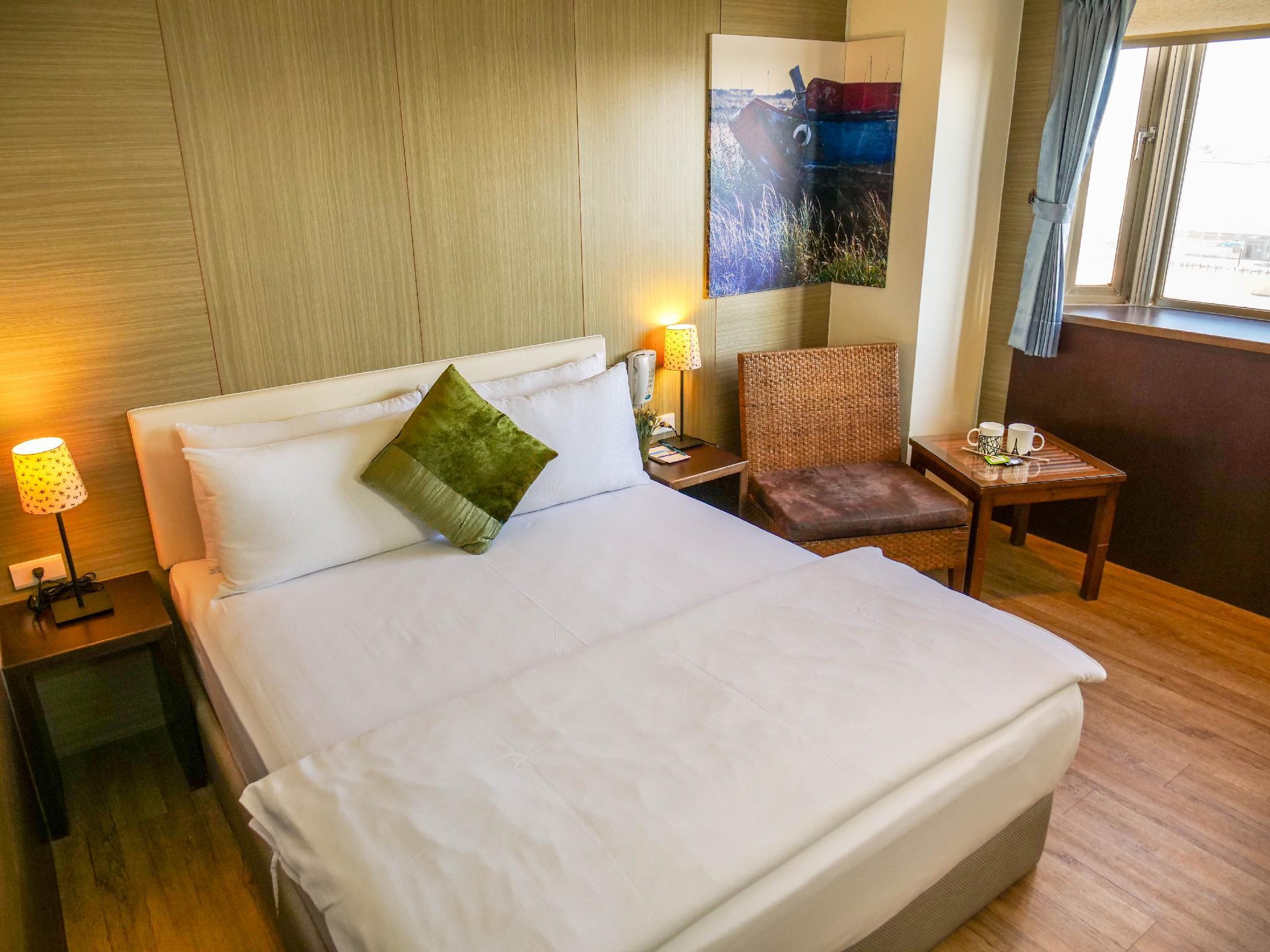 Room, Double Bed