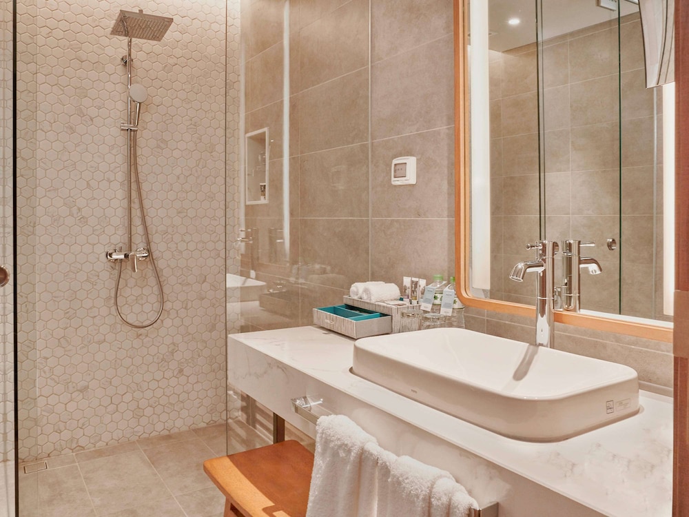 Mercure Vung Tau 47/49
