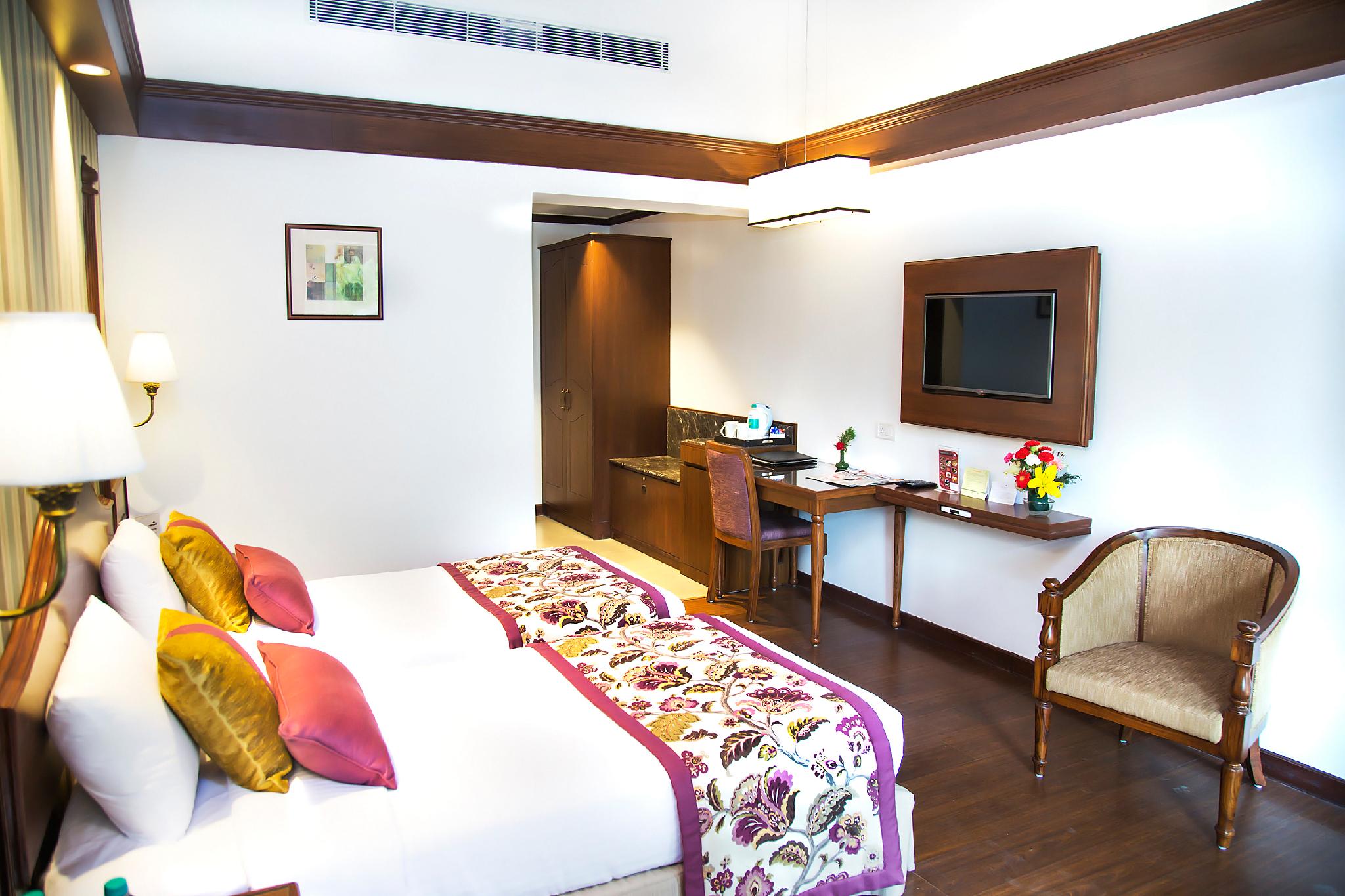 Deluxe, Double Bed