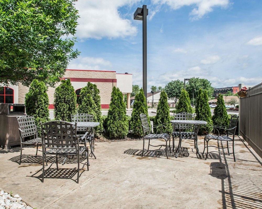 Quality Inn Suites Nj State Capital Area 29/32
