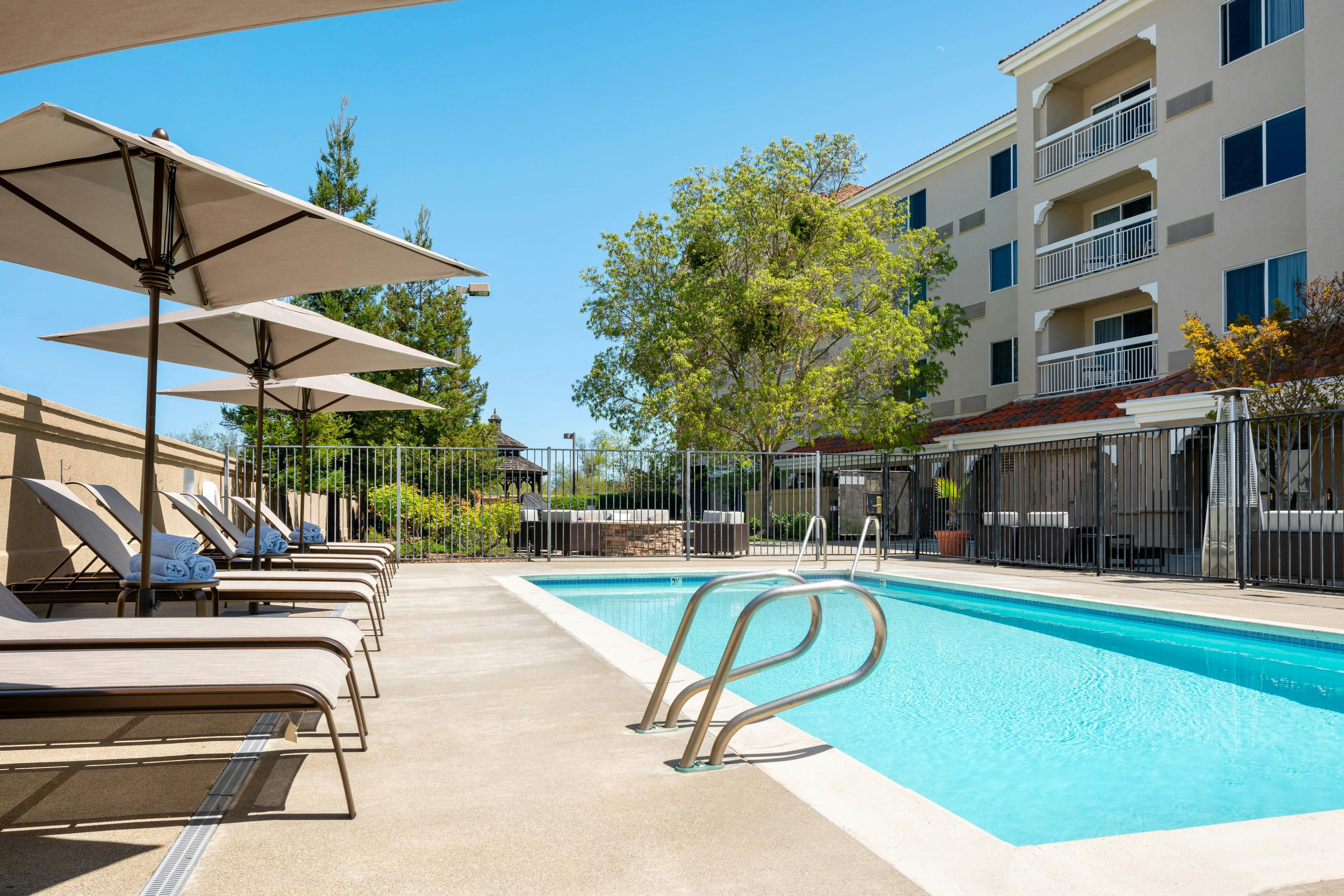 Courtyard By Marriott Novato Marin Sonoma 58/58