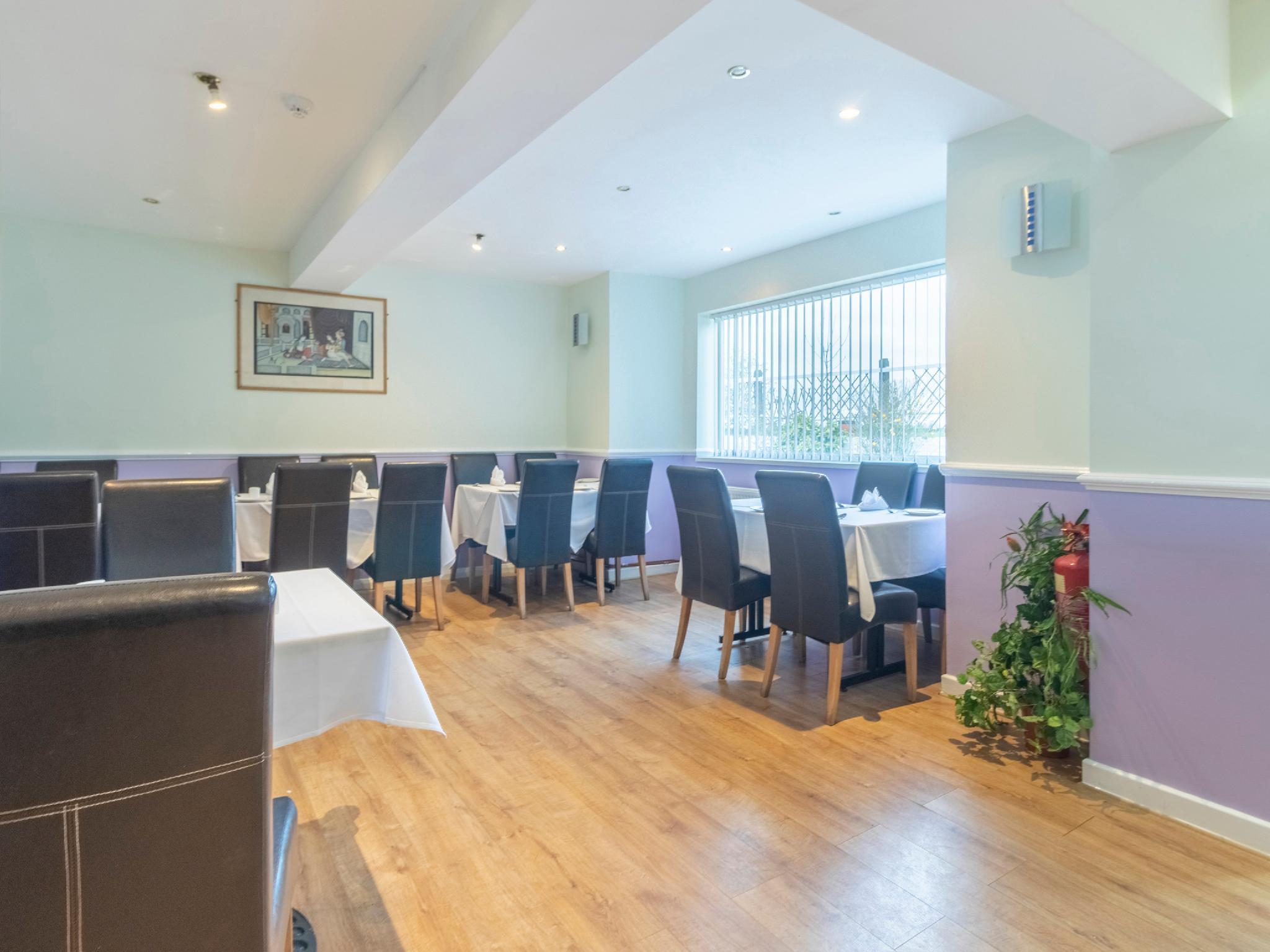 Slap Up Lodge Leyland Waters Cambridge 8/11