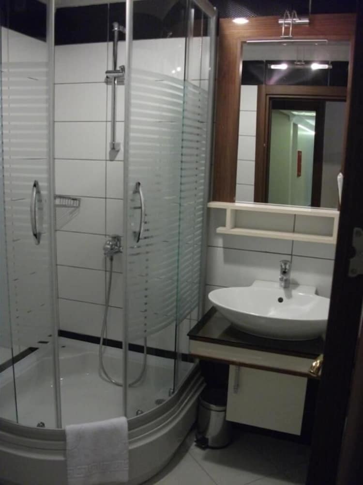 Grand Anatolia Hotel 35/37