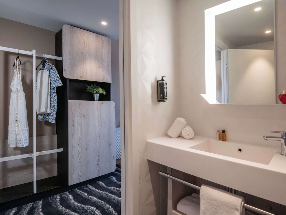 STANDARD, TWIN BEDS, BALCONY