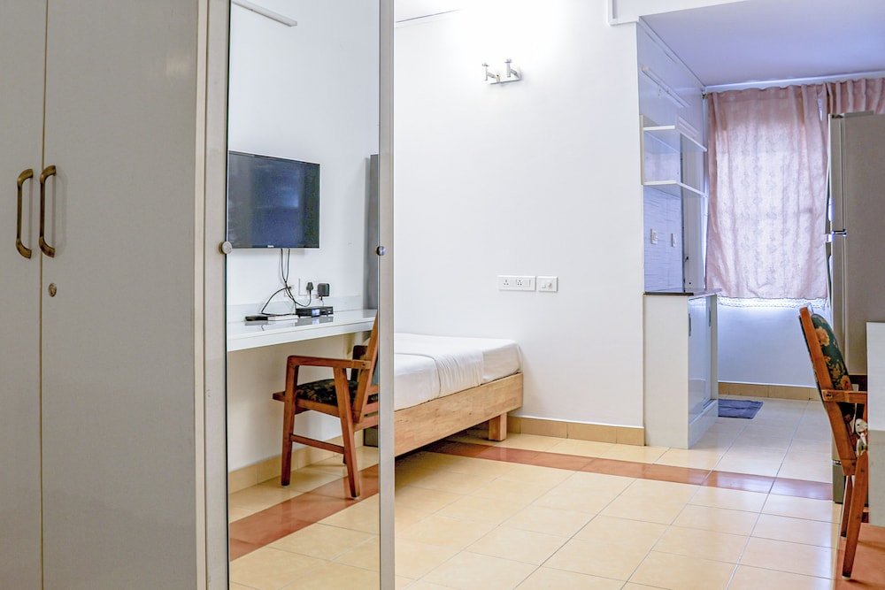 Hotel Vellara 24/50