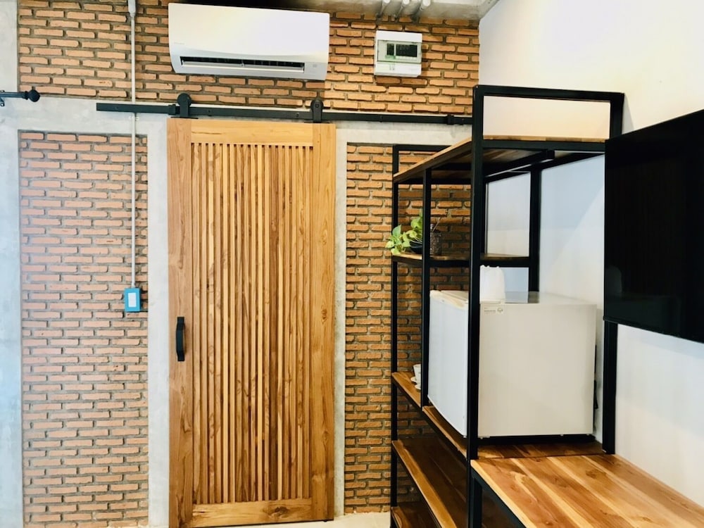 Loft 202 Hotel 29/29