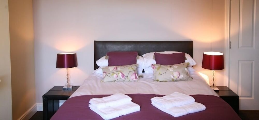 Gillygate Guest House 8/50